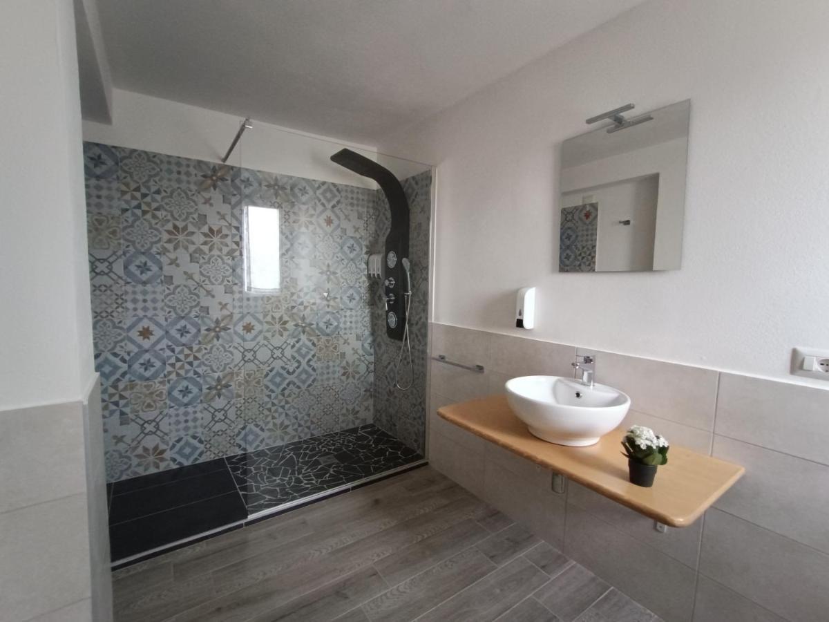 Costa Di Sopra Affittacamere By Hospitality Sardinia Куарту-Сант'Элена Экстерьер фото