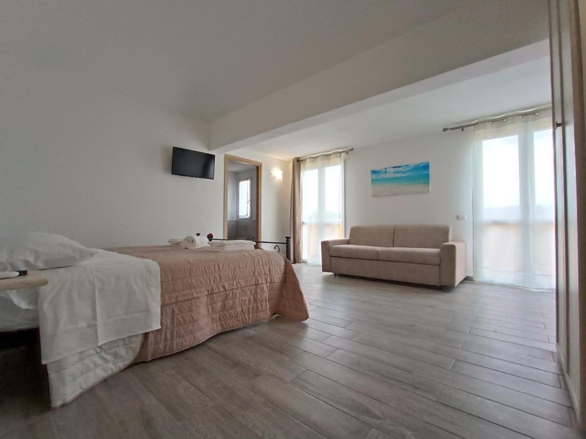 Costa Di Sopra Affittacamere By Hospitality Sardinia Куарту-Сант'Элена Экстерьер фото